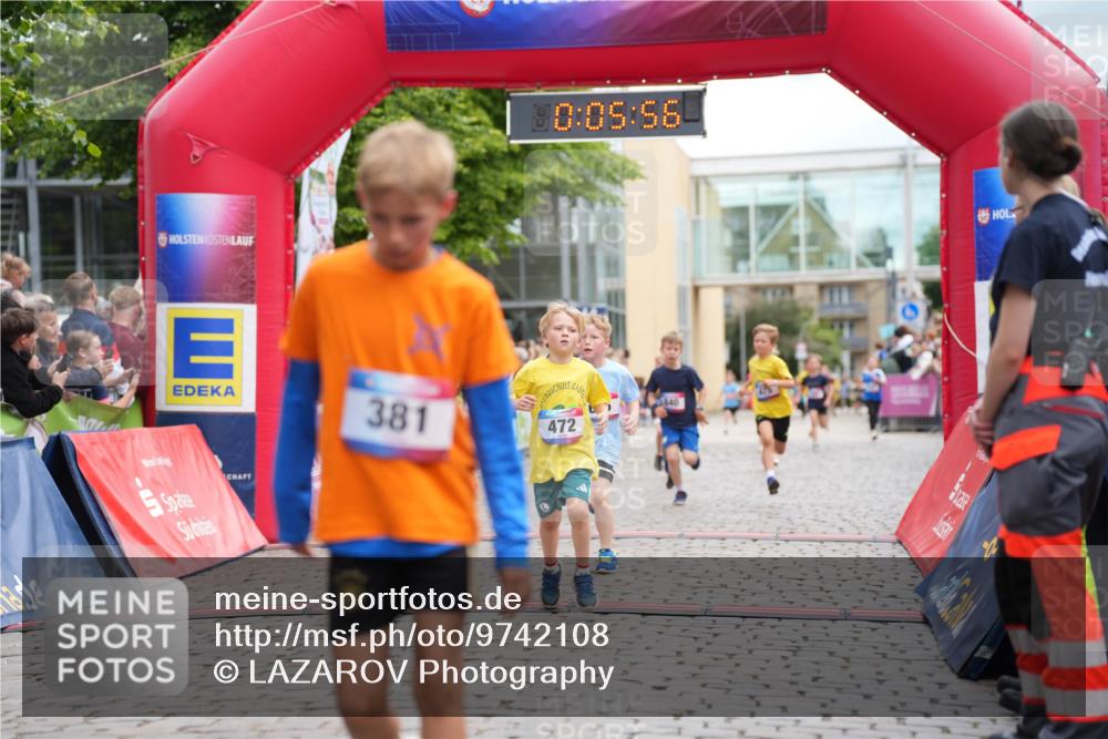 12.06.2026 - Holstenköstenlauf LAZAROV Photography http://msf.ph/oto/9742108 12.06.2026 16:20:54 Laufen 10, 05, 58, 381, 472, 840, 205, 298, 472, 475, 476, 599, 615, 832, 840, 1309 meine-sportfotos.de