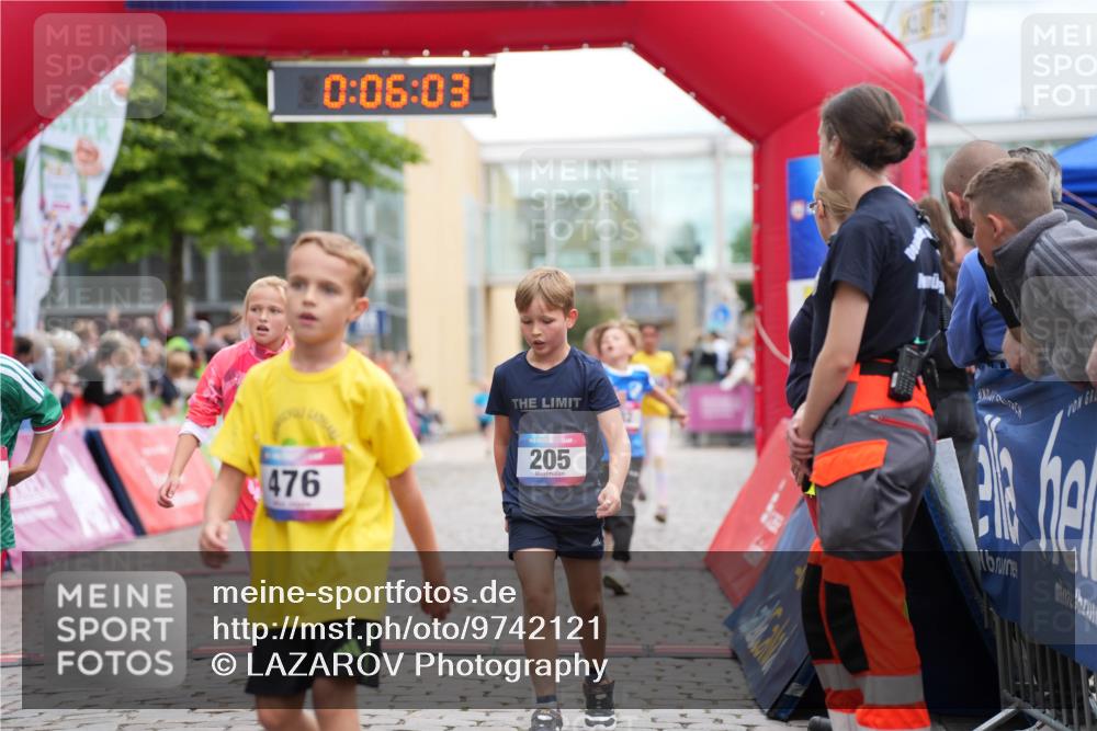 12.06.2026 - Holstenköstenlauf LAZAROV Photography http://msf.ph/oto/9742121 12.06.2026 16:21:01 Laufen 476, 0, 06, 03, 205, 205, 214, 294, 298, 315, 387, 458, 832, 1210, 1484 meine-sportfotos.de