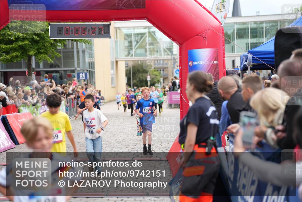 12.06.2026 - Holstenköstenlauf LAZAROV Photography http://msf.ph/oto/9742151 12.06.2026 16:21:25 Laufen 59, 210, 1029, 210, 459, 470, 606, 825, 830, 837, 1029, 1314, 1545 meine-sportfotos.de