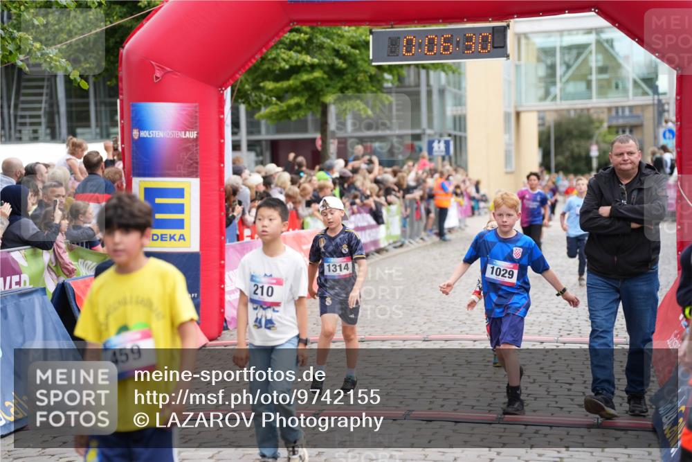 12.06.2026 - Holstenköstenlauf LAZAROV Photography http://msf.ph/oto/9742155 12.06.2026 16:21:27 Laufen 459, 10, 06, 30, 210, 1314, 1029, 210, 470, 606, 613, 696, 825, 830, 837, 950, 1029, 1314, 1545 meine-sportfotos.de