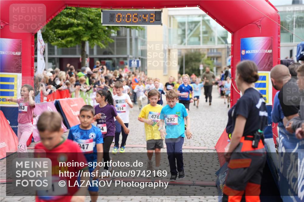 12.06.2026 - Holstenköstenlauf LAZAROV Photography http://msf.ph/oto/9742169 12.06.2026 16:21:41 Laufen 953, 10, 06, 48, 114, 474, 292, 71, 10, 947, 54, 114, 292, 304, 316, 382, 468, 473, 474, 480, 597, 605, 612, 829, 865, 868, 953, 954, 1002, 1184, 1190, 1197, 1214, 1328, 1330, 1436, 1475 meine-sportfotos.de
