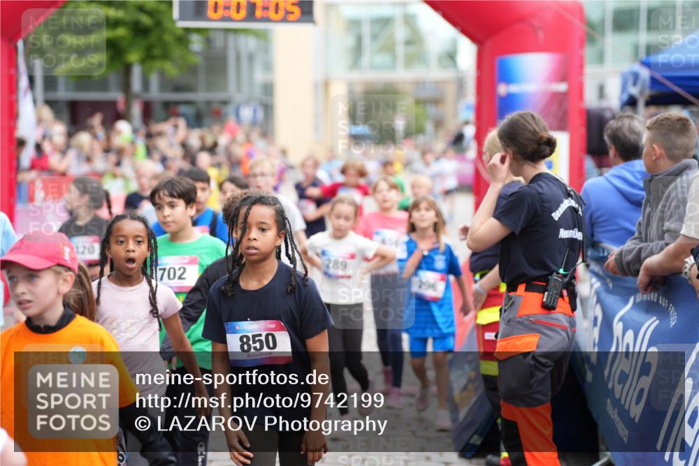 12.06.2026 - Holstenköstenlauf LAZAROV Photography http://msf.ph/oto/9742199 12.06.2026 16:22:03 Laufen 120, 702, 36, 850, 289, 296, 5, 51, 131, 295, 296, 301, 313, 467, 479, 583, 610, 689, 694, 706, 851, 856, 861, 1317, 1318 meine-sportfotos.de