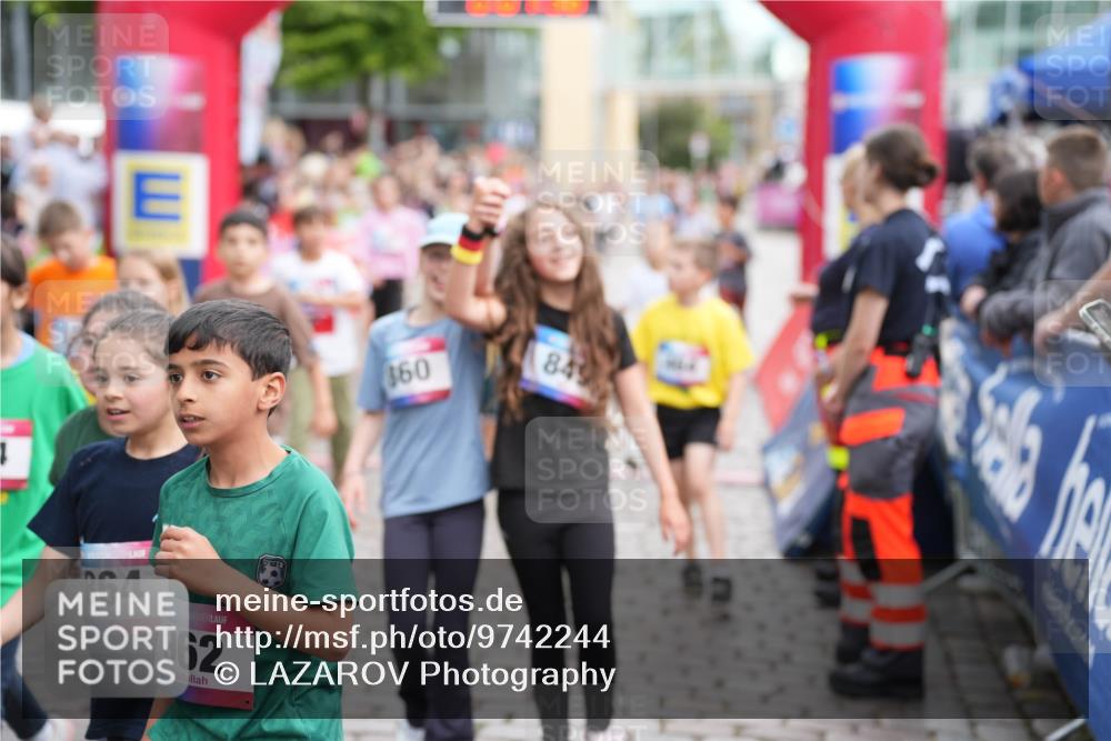 12.06.2026 - Holstenköstenlauf LAZAROV Photography http://msf.ph/oto/9742244 12.06.2026 16:22:34 Laufen 864, 962, 360, 849, 166, 303, 576, 584, 676, 828, 847, 848, 859, 951, 1025, 1118, 1476, 1543 meine-sportfotos.de