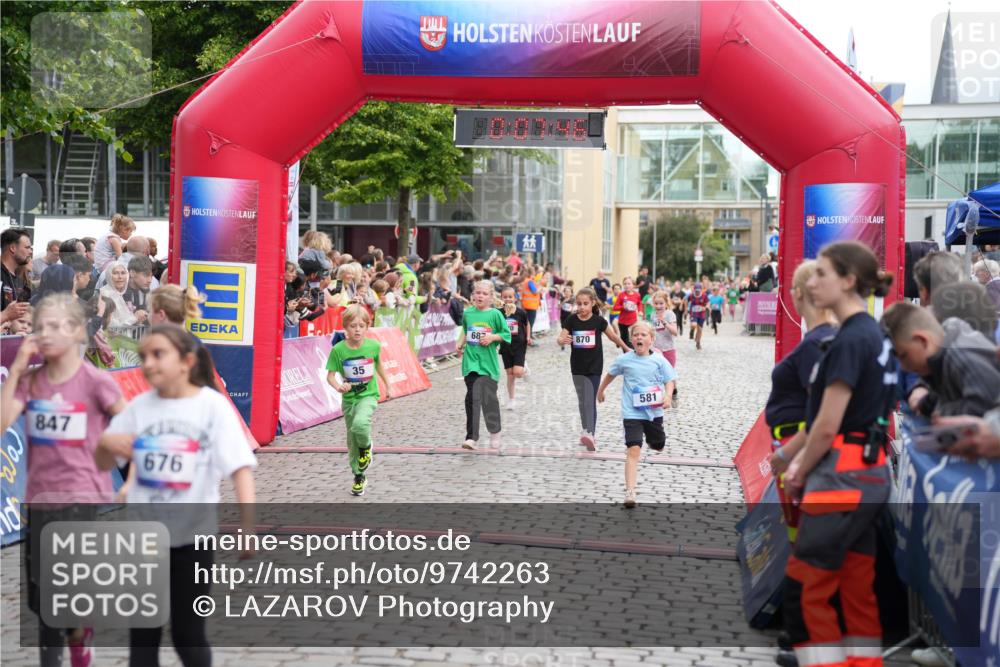 12.06.2026 - Holstenköstenlauf LAZAROV Photography http://msf.ph/oto/9742263 12.06.2026 16:22:44 Laufen 847, 676, 68, 870, 35, 581, 35, 110, 170, 286, 581, 687, 826, 862, 870, 1206, 1473 meine-sportfotos.de