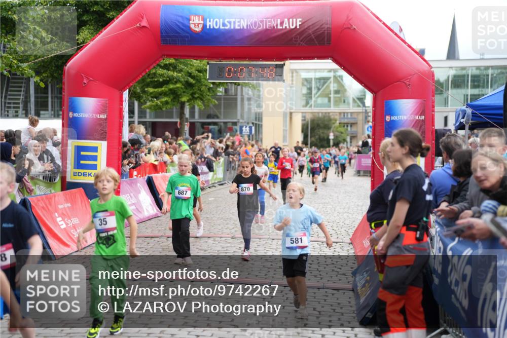 12.06.2026 - Holstenköstenlauf LAZAROV Photography http://msf.ph/oto/9742267 12.06.2026 16:22:46 Laufen 8, 35, 687, 870, 581, 35, 110, 170, 284, 285, 286, 581, 687, 826, 862, 870, 1100, 1206, 1473 meine-sportfotos.de