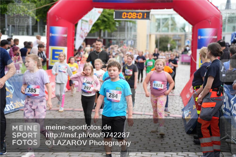 12.06.2026 - Holstenköstenlauf LAZAROV Photography http://msf.ph/oto/9742287 12.06.2026 16:22:58 Laufen 285, 0, 08, 01, 1220, 297, 284, 1028, 61, 297, 305, 385, 481, 589, 693, 695, 703, 844, 845, 855, 1026, 1113, 1185, 1186, 1220, 1310, 1319, 1329 meine-sportfotos.de