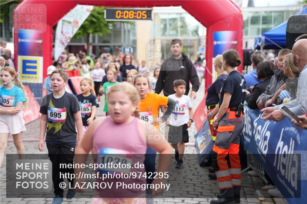 12.06.2026 - Holstenköstenlauf LAZAROV Photography http://msf.ph/oto/9742295 12.06.2026 16:23:03 Laufen 305, 695, 0, 08, 05, 185, 85, 1028, 113, 167, 215, 312, 607, 824, 855, 1026, 1098, 1105, 1186, 1194, 1205, 1213, 1310, 1319, 1323, 1329, 1536 meine-sportfotos.de