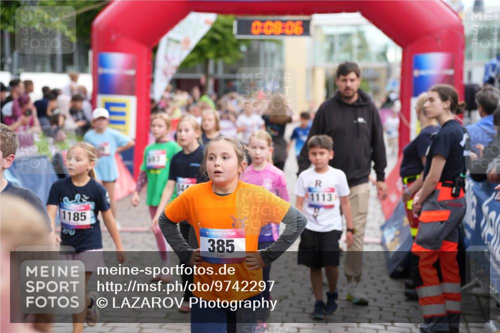 12.06.2026 - Holstenköstenlauf LAZAROV Photography http://msf.ph/oto/9742297 12.06.2026 16:23:04 Laufen 1185, 36, 385, 0, 00, 06, 1113, 167, 215, 293, 312, 607, 705, 824, 834, 855, 1026, 1098, 1105, 1186, 1194, 1205, 1213, 1310, 1319, 1323, 1329, 1536 meine-sportfotos.de