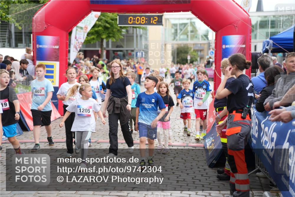 12.06.2026 - Holstenköstenlauf LAZAROV Photography http://msf.ph/oto/9742304 12.06.2026 16:23:10 Laufen 19, 607, 1205, 213, 0, 08, 12, 10, 1446, 46, 215, 167, 215, 293, 312, 595, 698, 705, 824, 834, 1098, 1105, 1194, 1213, 1216, 1321, 1327, 1536 meine-sportfotos.de