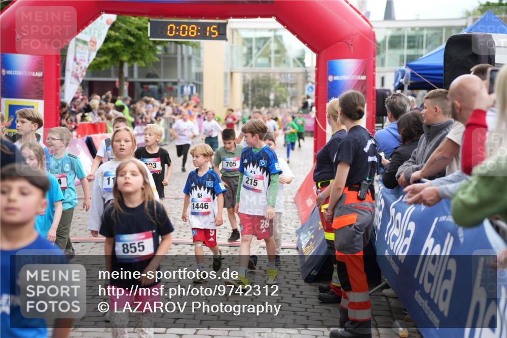 12.06.2026 - Holstenköstenlauf LAZAROV Photography http://msf.ph/oto/9742312 12.06.2026 16:23:13 Laufen 4, 855, 223, 0, 08, 15, 705, 215, 1446, 28, 98, 119, 138, 293, 595, 685, 698, 705, 834, 841, 1216, 1321, 1327, 1429 meine-sportfotos.de