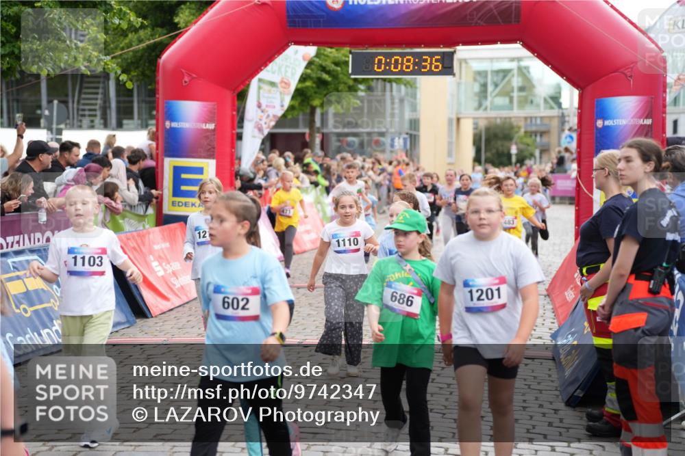 12.06.2026 - Holstenköstenlauf LAZAROV Photography http://msf.ph/oto/9742347 12.06.2026 16:23:33 Laufen 1103, 121, 1110, 602, 0, 08, 36, 483, 686, 1201, 314, 471, 483, 484, 601, 863, 1031, 1103, 1104, 1110, 1203, 1207, 1208, 1218, 1219, 1325, 1485, 1486, 1509 meine-sportfotos.de