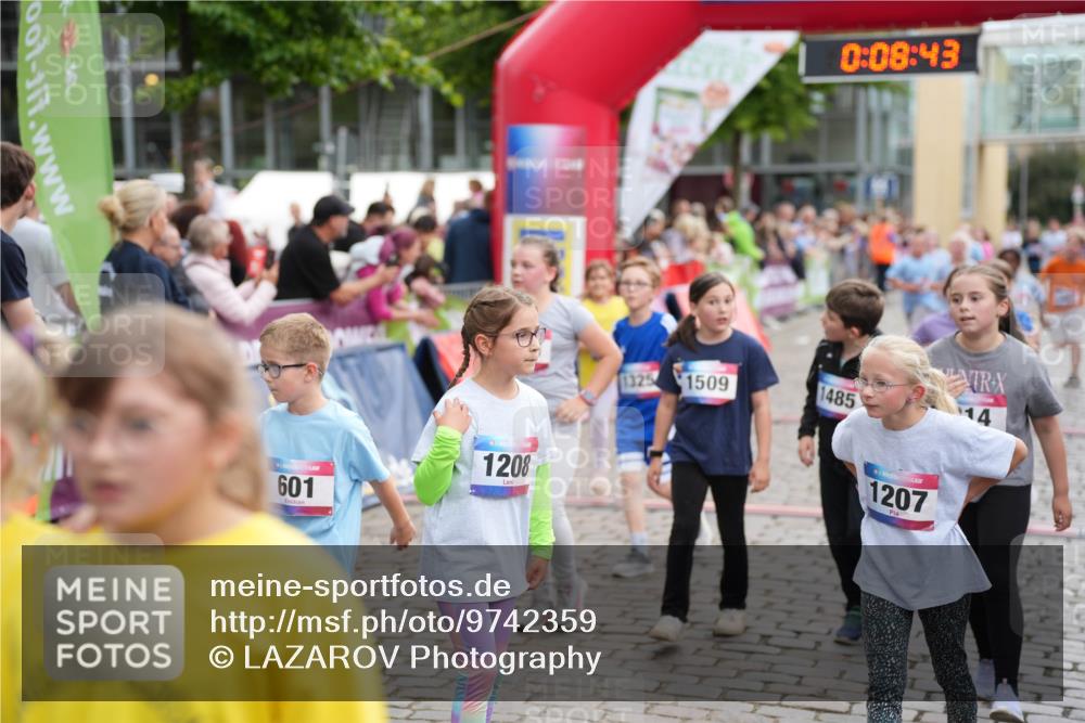 12.06.2026 - Holstenköstenlauf LAZAROV Photography http://msf.ph/oto/9742359 12.06.2026 16:23:41 Laufen 944, 001, 601, 1208, 0, 08, 43, 1325, 1509, 1485, 1207, 14, 308, 384, 484, 585, 587, 863, 1107, 1120, 1195, 1325, 1491 meine-sportfotos.de