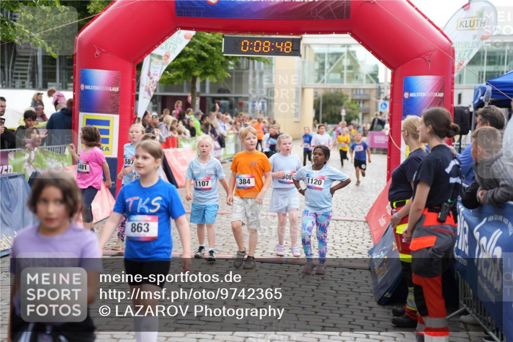 12.06.2026 - Holstenköstenlauf LAZAROV Photography http://msf.ph/oto/9742365 12.06.2026 16:23:45 Laufen 1491, 587, 59, 1486, 863, 0, 08, 48, 308, 1107, 384, 1120, 308, 384, 585, 587, 846, 858, 1107, 1195, 1202, 1326, 1378, 1491 meine-sportfotos.de