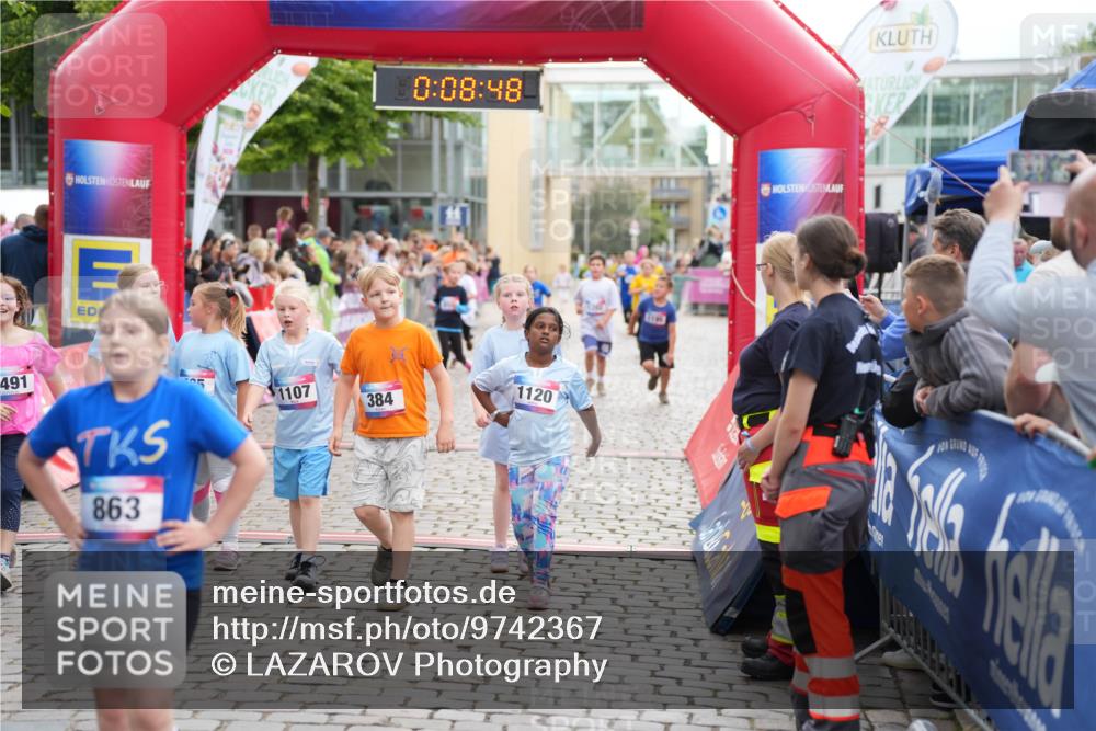 12.06.2026 - Holstenköstenlauf LAZAROV Photography http://msf.ph/oto/9742367 12.06.2026 16:23:46 Laufen 491, 0, 08, 48, 863, 1107, 384, 1120, 308, 587, 846, 858, 1195, 1202, 1326, 1378, 1491 meine-sportfotos.de