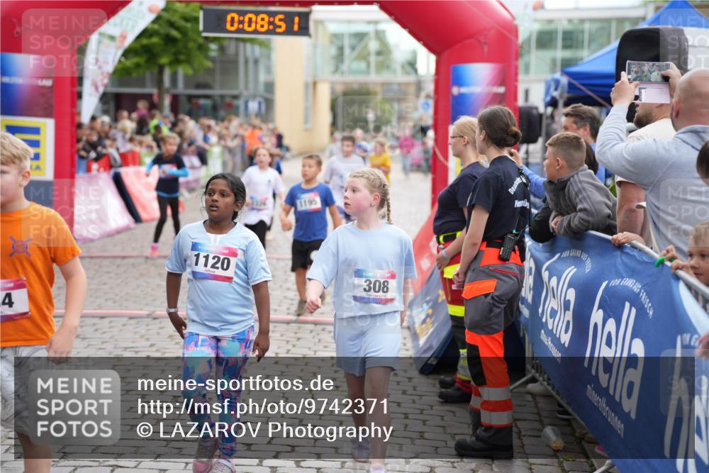 12.06.2026 - Holstenköstenlauf LAZAROV Photography http://msf.ph/oto/9742371 12.06.2026 16:23:49 Laufen 4, 0, 08, 51, 1120, 1195, 308, 4, 611, 846, 858, 1195, 1202, 1326, 1378 meine-sportfotos.de