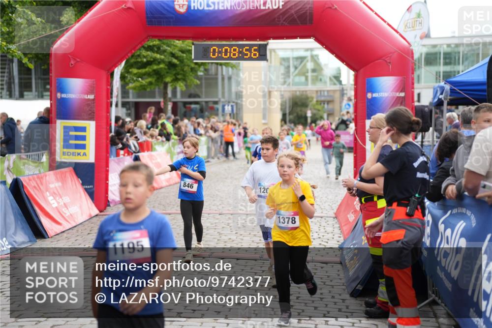 12.06.2026 - Holstenköstenlauf LAZAROV Photography http://msf.ph/oto/9742377 12.06.2026 16:23:54 Laufen 1195, 0, 08, 56, 120, 846, 1378, 4, 579, 580, 611, 675, 704, 1117, 1378, 1380 meine-sportfotos.de