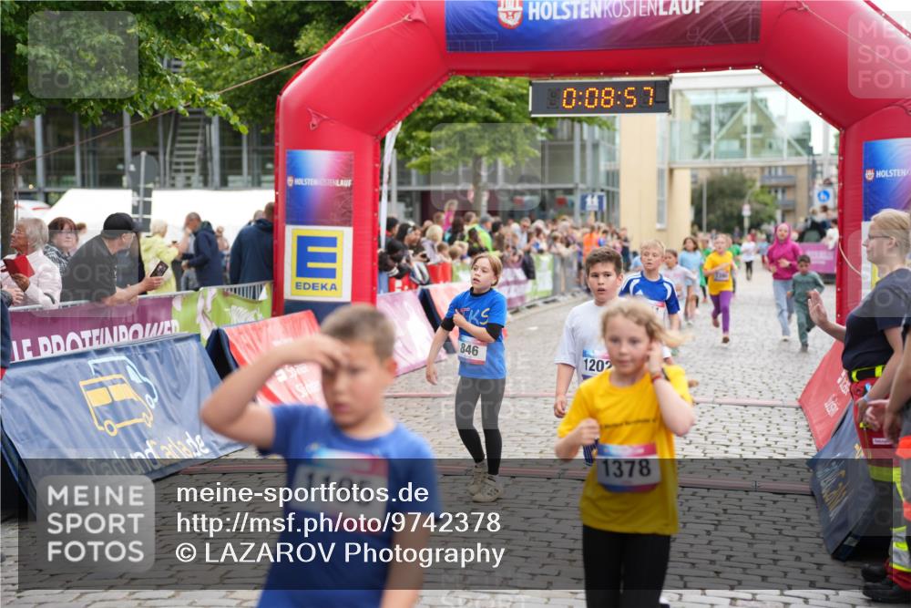 12.06.2026 - Holstenköstenlauf LAZAROV Photography http://msf.ph/oto/9742378 12.06.2026 16:23:55 Laufen 1195, 0, 08, 57, 846, 1202, 1378, 4, 460, 579, 580, 611, 675, 690, 692, 704, 1109, 1117, 1380 meine-sportfotos.de