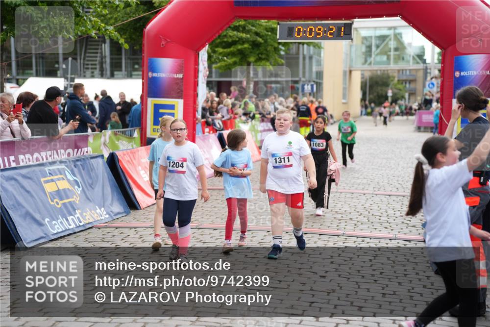 12.06.2026 - Holstenköstenlauf LAZAROV Photography http://msf.ph/oto/9742399 12.06.2026 16:24:18 Laufen 1204, 1311, 0, 09, 2, 1083, 683 meine-sportfotos.de