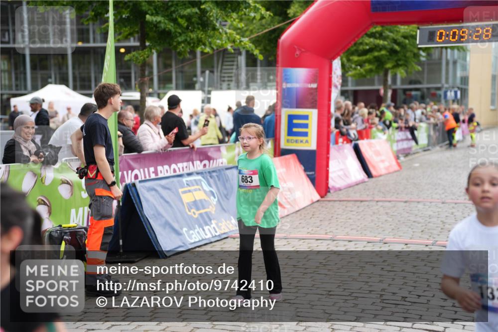 12.06.2026 - Holstenköstenlauf LAZAROV Photography http://msf.ph/oto/9742410 12.06.2026 16:24:26 Laufen 83, 683, 0, 09, 28, 132, 1212 meine-sportfotos.de