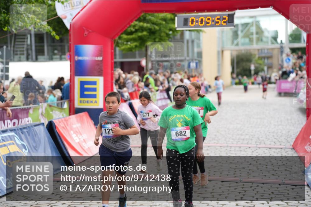 12.06.2026 - Holstenköstenlauf LAZAROV Photography http://msf.ph/oto/9742438 12.06.2026 16:24:50 Laufen 121, 677, 682, 10, 09, 52, 677, 678, 681, 682, 1422 meine-sportfotos.de