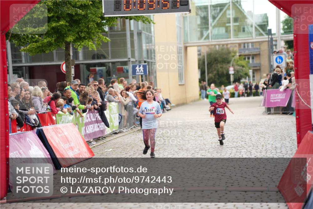 12.06.2026 - Holstenköstenlauf LAZAROV Photography http://msf.ph/oto/9742443 12.06.2026 16:24:55 Laufen 1101, 1422, 1101, 1422 meine-sportfotos.de