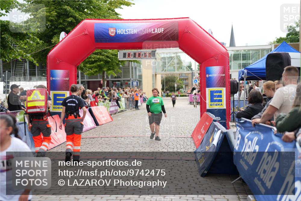 12.06.2026 - Holstenköstenlauf LAZAROV Photography http://msf.ph/oto/9742475 12.06.2026 16:25:24 Laufen 16, 699, 699 meine-sportfotos.de