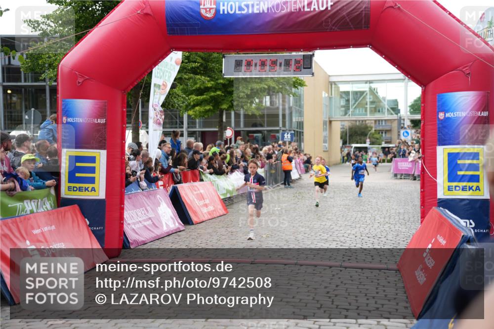 12.06.2026 - Holstenköstenlauf LAZAROV Photography http://msf.ph/oto/9742508 12.06.2026 16:35:14 Laufen 75, 497, 879, 1096, 1155 meine-sportfotos.de