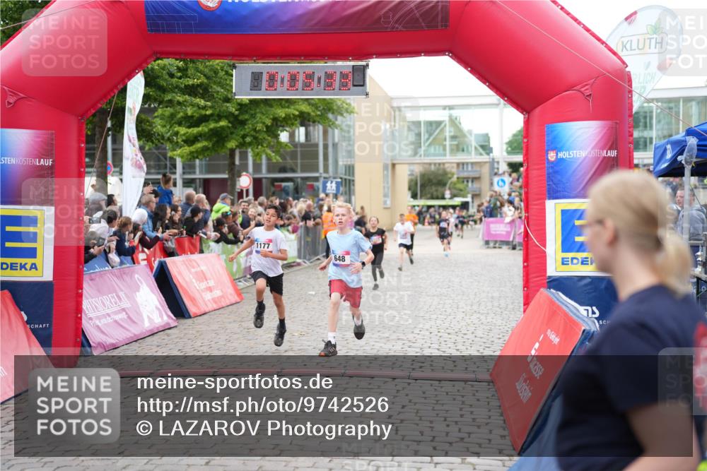 12.06.2026 - Holstenköstenlauf LAZAROV Photography http://msf.ph/oto/9742526 12.06.2026 16:35:35 Laufen 1177, 648, 220, 374, 646, 648, 875, 1157, 1177, 1283 meine-sportfotos.de