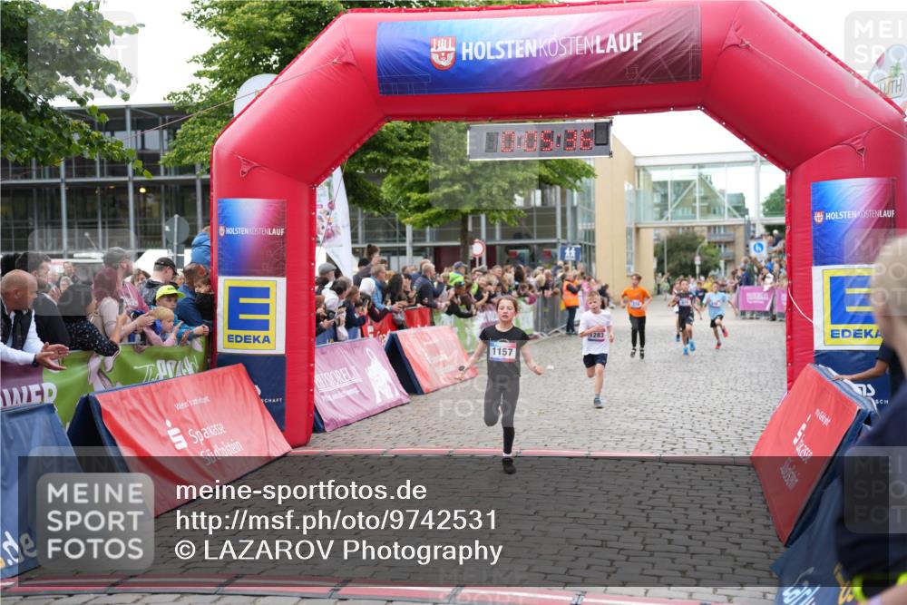 12.06.2026 - Holstenköstenlauf LAZAROV Photography http://msf.ph/oto/9742531 12.06.2026 16:35:38 Laufen 1157, 1283, 220, 374, 646, 648, 875, 1157, 1177, 1283 meine-sportfotos.de