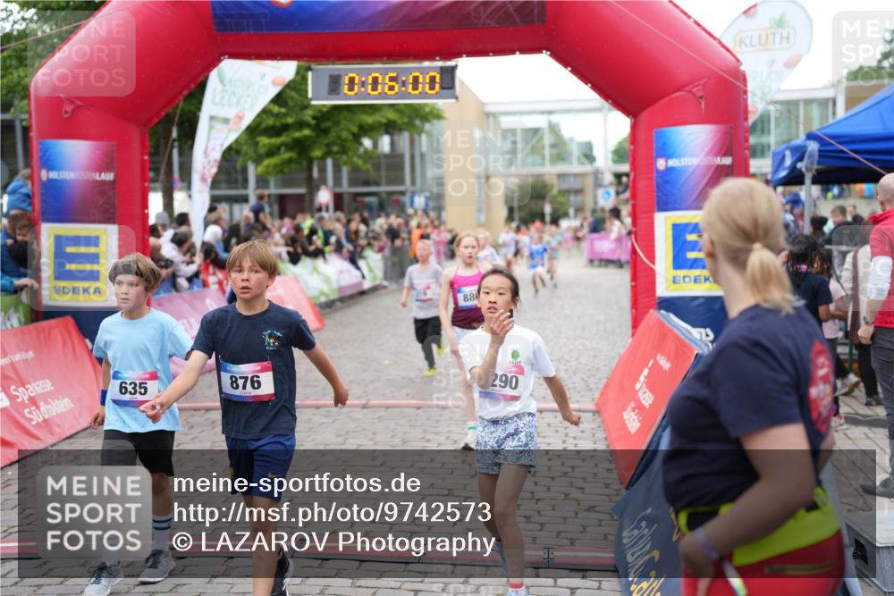12.06.2026 - Holstenköstenlauf LAZAROV Photography http://msf.ph/oto/9742573 12.06.2026 16:36:02 Laufen 10, 06, 00, 635, 876, 886, 290, 50, 219, 500, 635, 636, 735, 876, 884, 885, 886, 898, 1087, 1176, 1179, 1290 meine-sportfotos.de