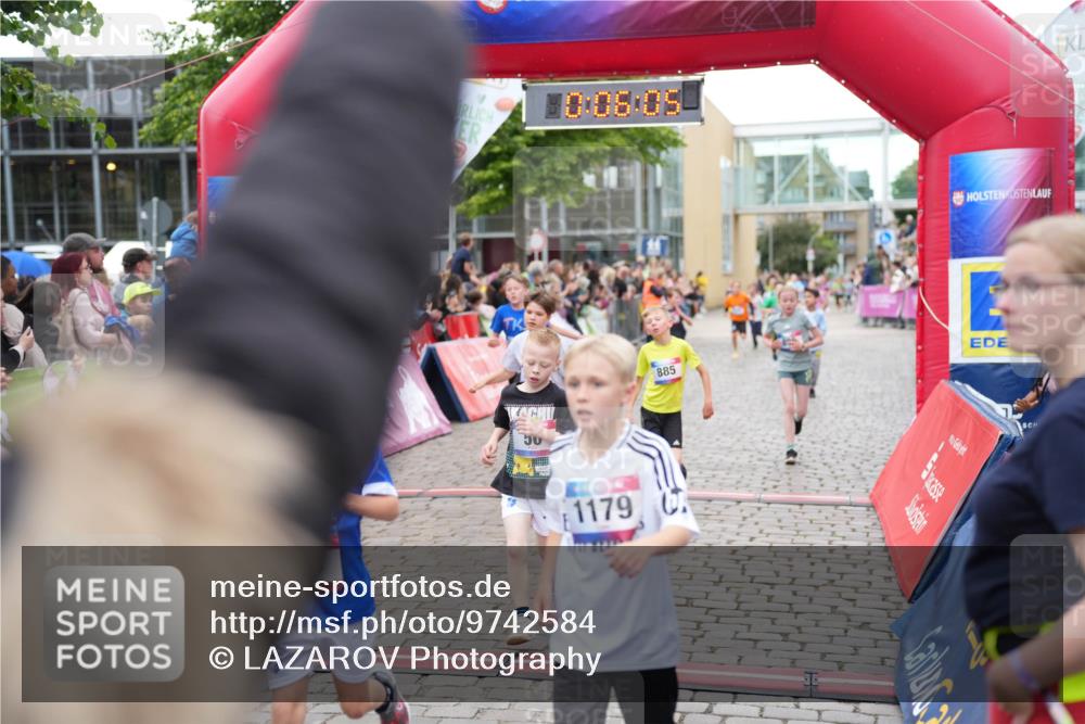 12.06.2026 - Holstenköstenlauf LAZAROV Photography http://msf.ph/oto/9742584 12.06.2026 16:36:07 Laufen 10, 08, 05, 50, 885, 1179, 19, 50, 173, 270, 370, 636, 638, 729, 735, 884, 885, 898, 979, 1087, 1176, 1179, 1430 meine-sportfotos.de