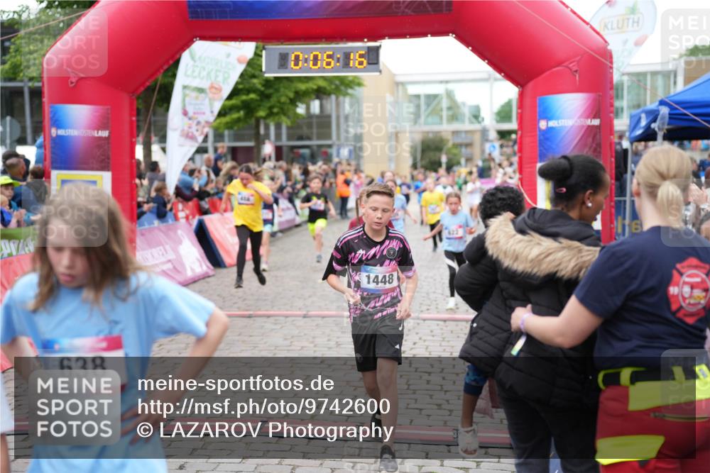12.06.2026 - Holstenköstenlauf LAZAROV Photography http://msf.ph/oto/9742600 12.06.2026 16:36:18 Laufen 638, 10, 08, 16, 1448, 15, 109, 216, 271, 272, 277, 487, 488, 622, 629, 639, 722, 872, 981, 1165, 1282, 1289, 1432, 1448, 1472, 1496 meine-sportfotos.de