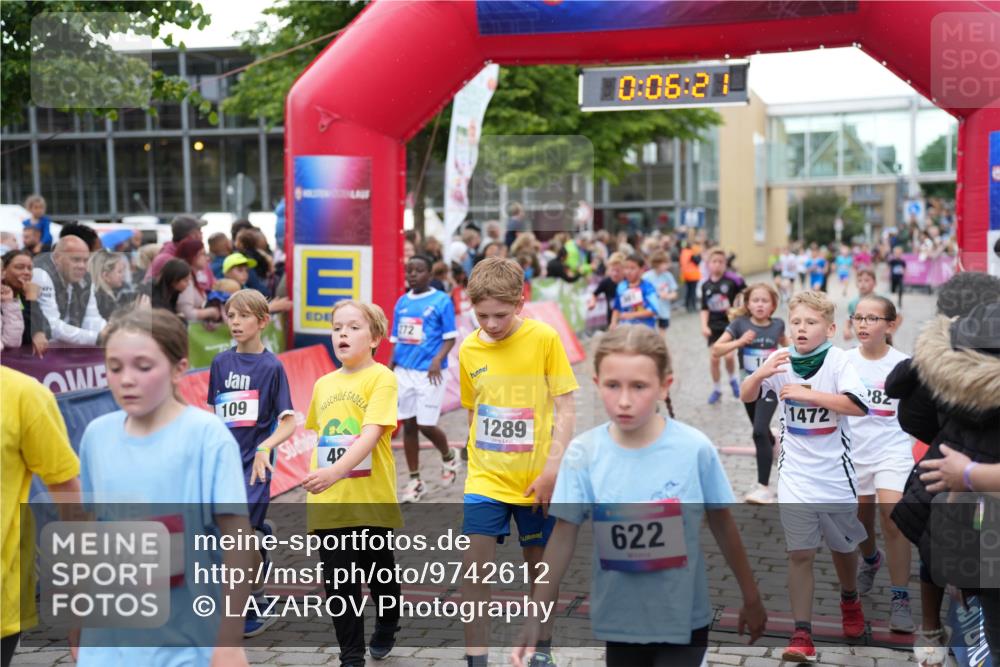 12.06.2026 - Holstenköstenlauf LAZAROV Photography http://msf.ph/oto/9742612 12.06.2026 16:36:23 Laufen 272, 109, 49, 629, 1289, 0, 06, 2, 622, 1472, 82, 15, 109, 272, 277, 487, 639, 722, 724, 872, 881, 980, 981, 1040, 1165, 1168, 1282, 1289, 1433, 1472 meine-sportfotos.de