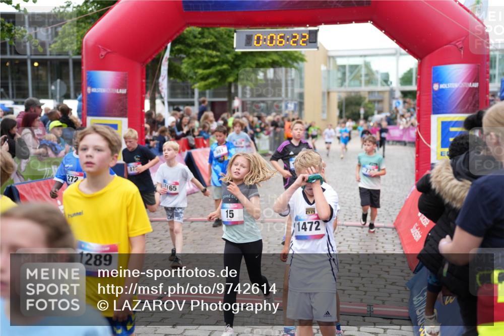 12.06.2026 - Holstenköstenlauf LAZAROV Photography http://msf.ph/oto/9742614 12.06.2026 16:36:25 Laufen 272, 1289, 1165, 10, 06, 22, 15, 1472, 15, 109, 272, 277, 639, 722, 724, 872, 881, 974, 980, 981, 1040, 1165, 1168, 1297, 1433 meine-sportfotos.de