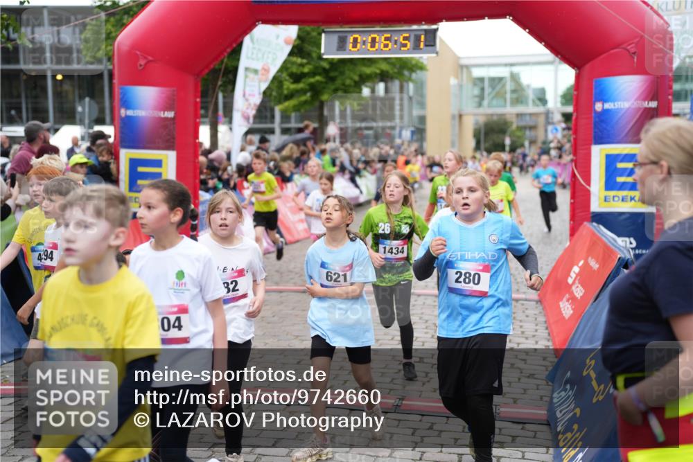 12.06.2026 - Holstenköstenlauf LAZAROV Photography http://msf.ph/oto/9742660 12.06.2026 16:36:53 Laufen 494, 493, 04, 0, 06, 5, 82, 621, 26, 1434, 280, 72, 96, 121, 174, 182, 221, 255, 258, 276, 280, 377, 491, 499, 501, 504, 621, 628, 726, 874, 1180, 1182, 1280, 1396, 1431, 1434 meine-sportfotos.de