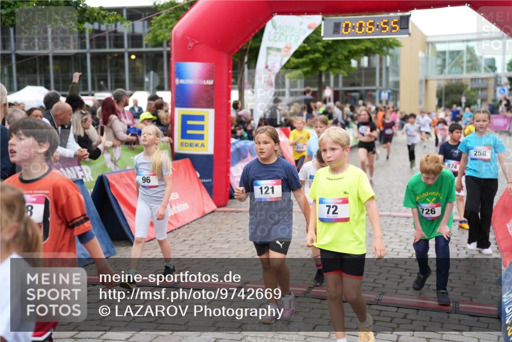 12.06.2026 - Holstenköstenlauf LAZAROV Photography http://msf.ph/oto/9742669 12.06.2026 16:36:57 Laufen 8, 96, 121, 10, 06, 55, 12, 72, 874, 258, 726, 174, 255, 258, 274, 276, 281, 377, 499, 501, 504, 628, 726, 874, 1037, 1038, 1284, 1292, 1396 meine-sportfotos.de