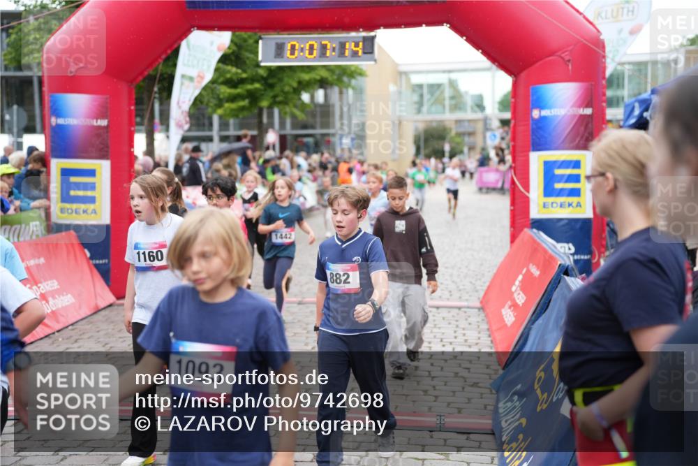 12.06.2026 - Holstenköstenlauf LAZAROV Photography http://msf.ph/oto/9742698 12.06.2026 16:37:16 Laufen 10, 07, 14, 1160, 1093, 1442, 882, 90, 176, 225, 624, 637, 727, 732, 895, 1000, 1167, 1442 meine-sportfotos.de