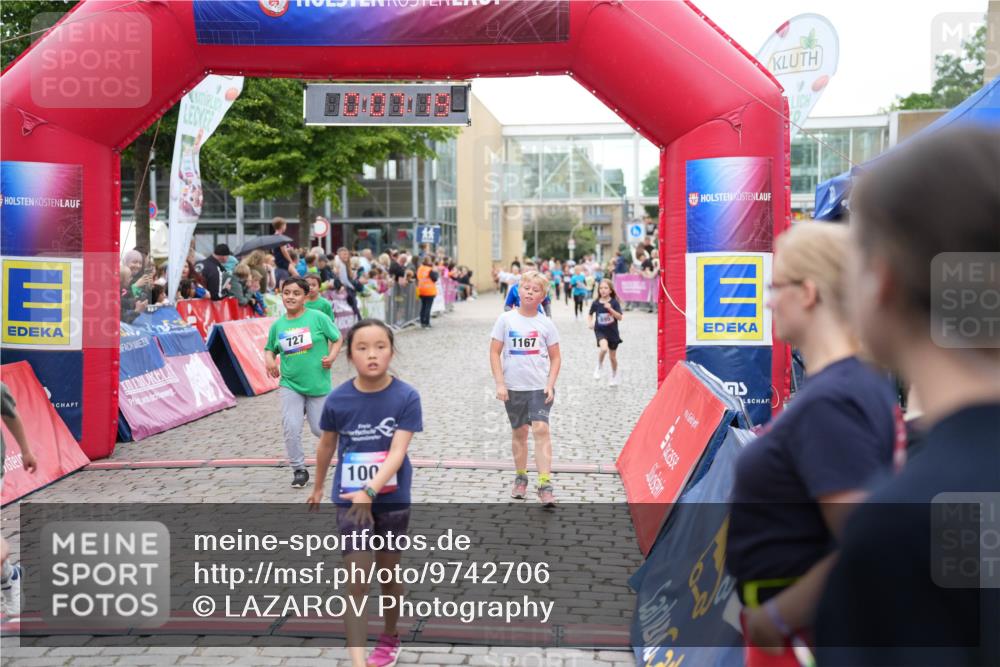 12.06.2026 - Holstenköstenlauf LAZAROV Photography http://msf.ph/oto/9742706 12.06.2026 16:37:21 Laufen 727, 100, 1167, 225, 624, 637, 727, 732, 895, 1000, 1085, 1167 meine-sportfotos.de
