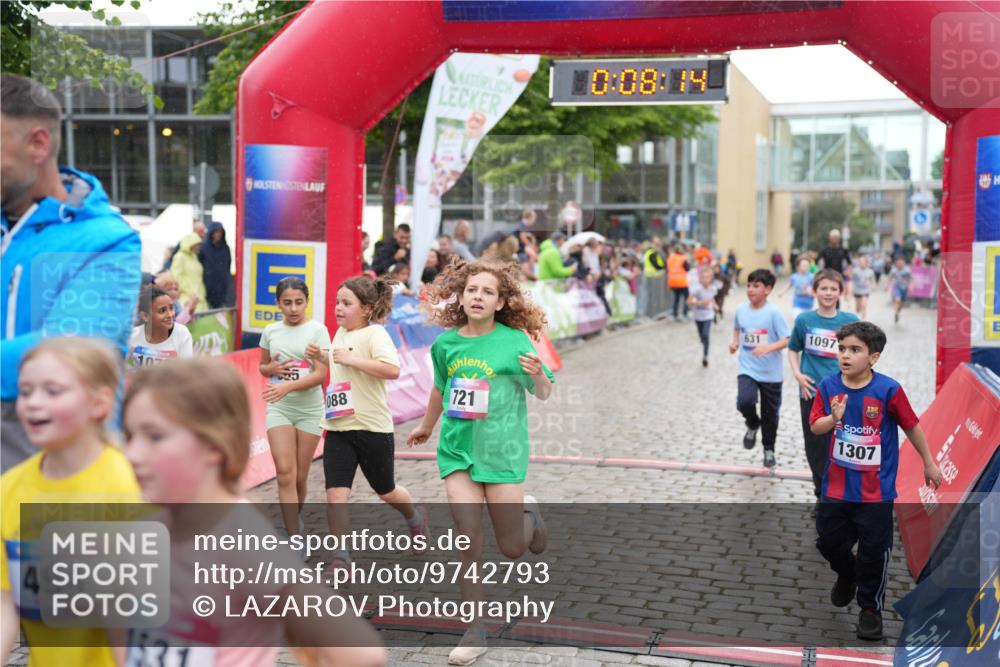 12.06.2026 - Holstenköstenlauf LAZAROV Photography http://msf.ph/oto/9742793 12.06.2026 16:38:16 Laufen 494, 153, 088, 10, 08, 14, 721, 631, 1097, 1307, 178, 275, 631, 716, 721, 889, 965, 973, 977, 1076, 1088, 1097, 1307, 1400 meine-sportfotos.de
