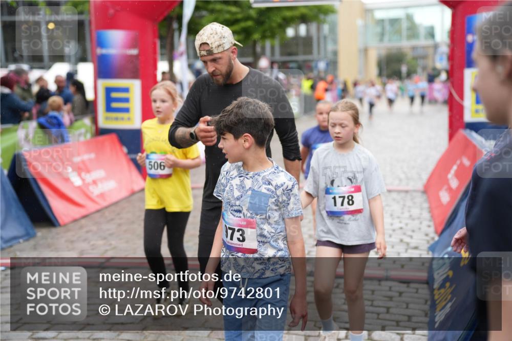 12.06.2026 - Holstenköstenlauf LAZAROV Photography http://msf.ph/oto/9742801 12.06.2026 16:38:27 Laufen 506, 173, 178, 265, 506, 616, 618, 1159, 1166, 1461 meine-sportfotos.de