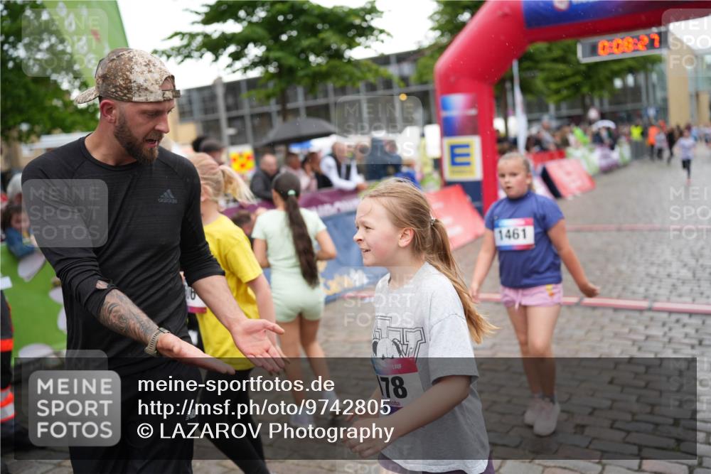 12.06.2026 - Holstenköstenlauf LAZAROV Photography http://msf.ph/oto/9742805 12.06.2026 16:38:29 Laufen 78, 1461, 265, 267, 616, 618, 894, 1158, 1159, 1166, 1287 meine-sportfotos.de