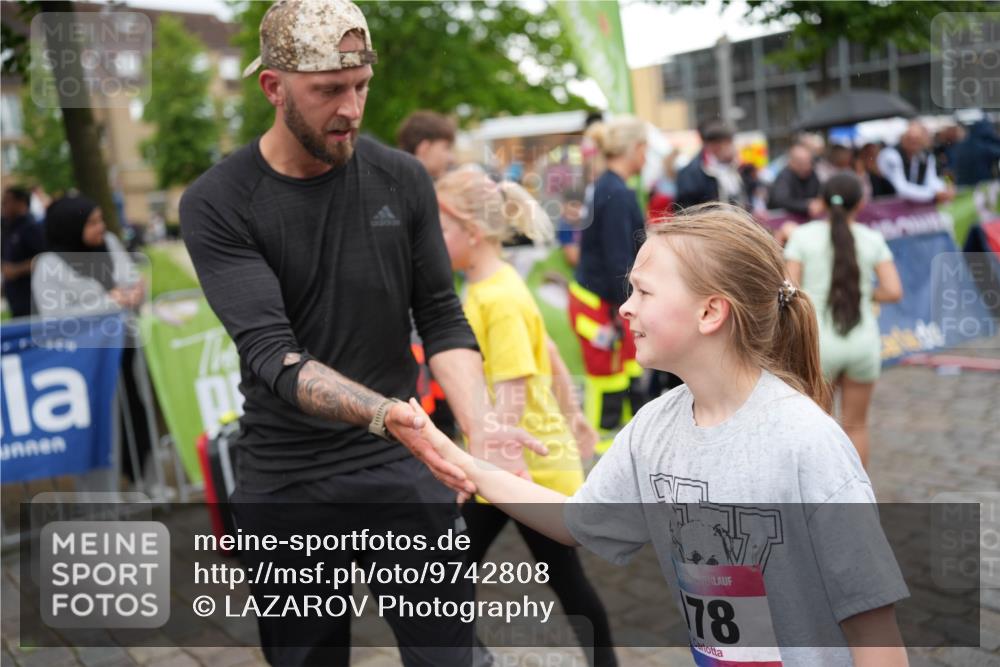 12.06.2026 - Holstenköstenlauf LAZAROV Photography http://msf.ph/oto/9742808 12.06.2026 16:38:30 Laufen 78, 265, 267, 616, 618, 894, 1158, 1159, 1166, 1287 meine-sportfotos.de