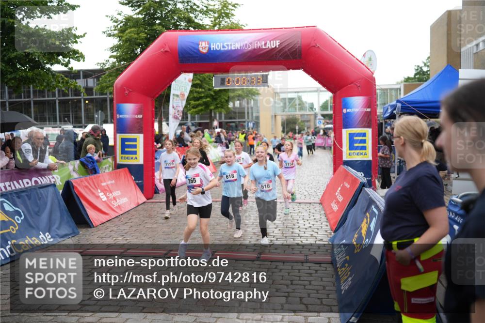12.06.2026 - Holstenköstenlauf LAZAROV Photography http://msf.ph/oto/9742816 12.06.2026 16:38:36 Laufen 10, 08, 33, 1159, 265, 618, 287, 616, 1158, 265, 267, 616, 618, 626, 627, 709, 717, 894, 1158, 1159, 1287, 1456, 1562 meine-sportfotos.de