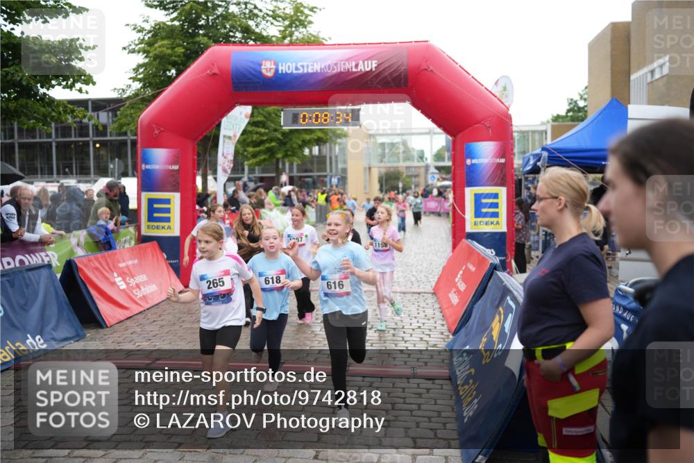 12.06.2026 - Holstenköstenlauf LAZAROV Photography http://msf.ph/oto/9742818 12.06.2026 16:38:36 Laufen 2426, 265, 618, 10, 08, 34, 97, 1158, 616, 265, 267, 616, 618, 626, 627, 709, 717, 894, 1158, 1159, 1287, 1456, 1562 meine-sportfotos.de