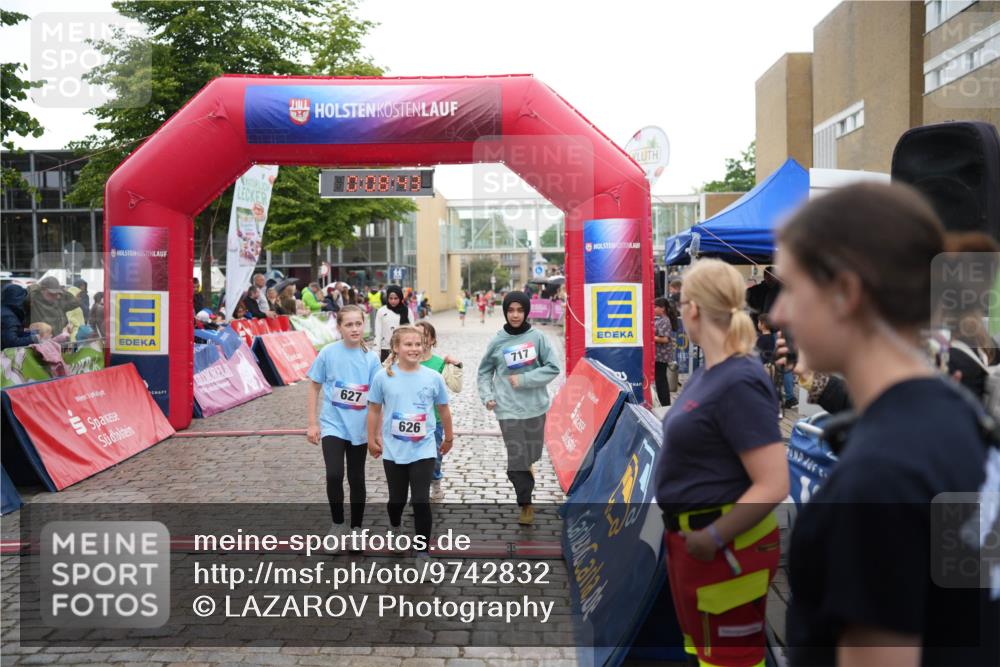 12.06.2026 - Holstenköstenlauf LAZAROV Photography http://msf.ph/oto/9742832 12.06.2026 16:38:45 Laufen 627, 626, 717, 709, 717, 1174 meine-sportfotos.de