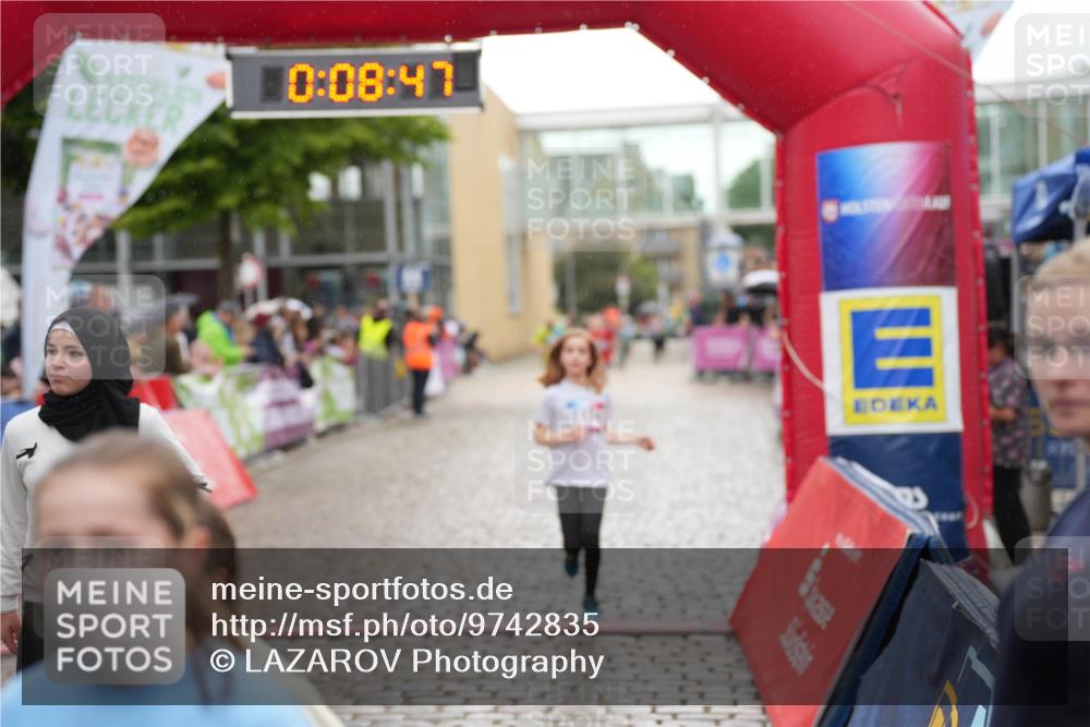 12.06.2026 - Holstenköstenlauf LAZAROV Photography http://msf.ph/oto/9742835 12.06.2026 16:38:49 Laufen 0, 08, 47, 14, 8, 1174 meine-sportfotos.de