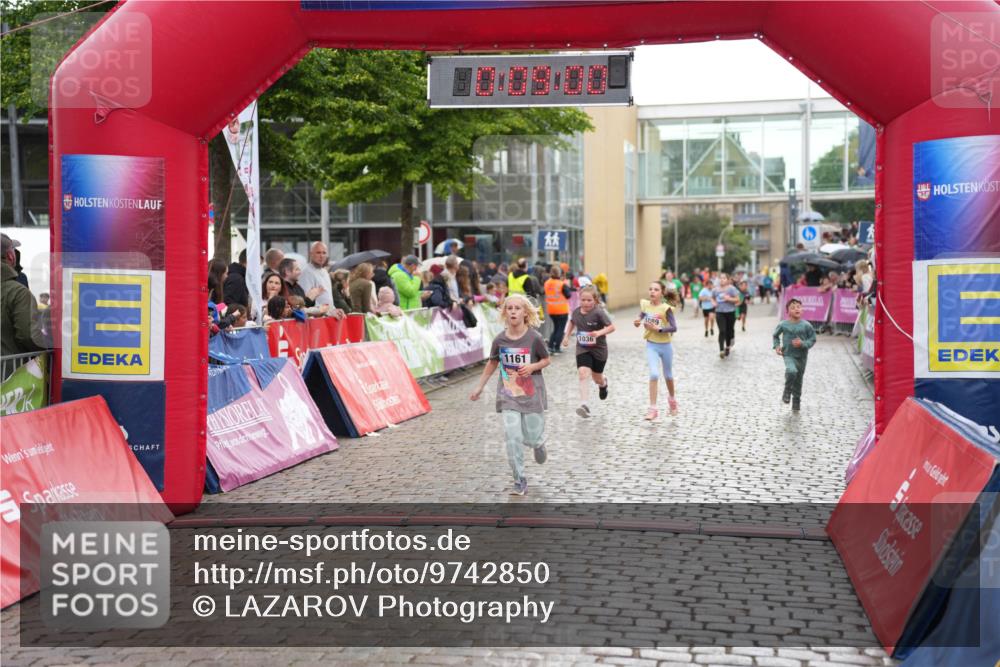 12.06.2026 - Holstenköstenlauf LAZAROV Photography http://msf.ph/oto/9742850 12.06.2026 16:39:02 Laufen 1161, 1036, 1036, 1089, 1161 meine-sportfotos.de