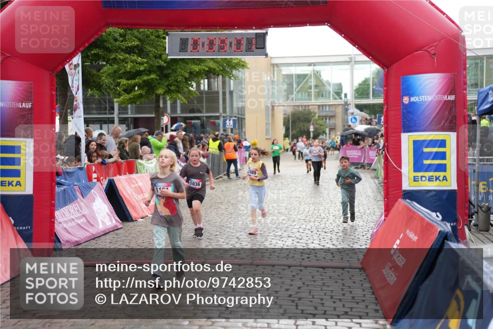 12.06.2026 - Holstenköstenlauf LAZAROV Photography http://msf.ph/oto/9742853 12.06.2026 16:39:04 Laufen 1036, 1089, 61, 982, 1036, 1089, 1161 meine-sportfotos.de