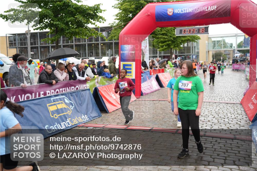 12.06.2026 - Holstenköstenlauf LAZAROV Photography http://msf.ph/oto/9742876 12.06.2026 16:39:20 Laufen 971, 707, 264, 714, 971, 1079, 1470, 1471 meine-sportfotos.de
