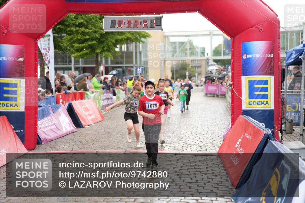 12.06.2026 - Holstenköstenlauf LAZAROV Photography http://msf.ph/oto/9742880 12.06.2026 16:39:23 Laufen 14, 1079, 1470, 60, 3, 23, 264, 714, 719, 893, 1079, 1470, 1471 meine-sportfotos.de